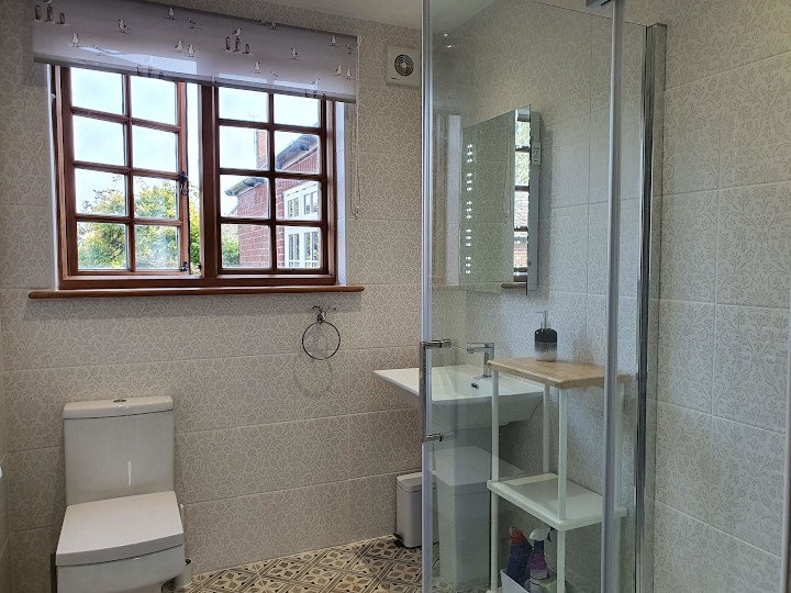 Coastguard Cottage Shower Room
