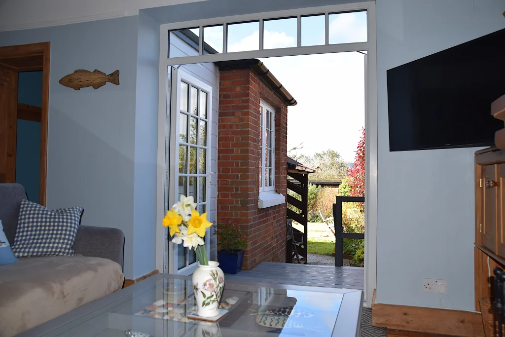 Lounge towards garden